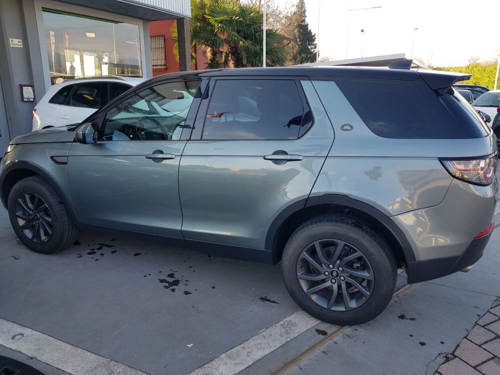 LAND ROVER Discovery Sport 2.0 TD4 150 CV SE automatico - 3