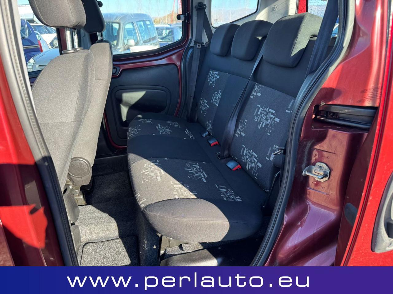 FIAT Qubo 1.3 MJT 75 CV CAMBIO  AUTOMATICO - 12