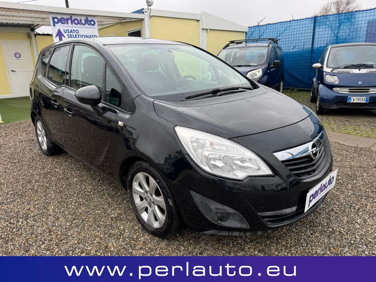 OPEL Meriva 1.3 CDTI 95CV ecoFLEX Cosmo - 2