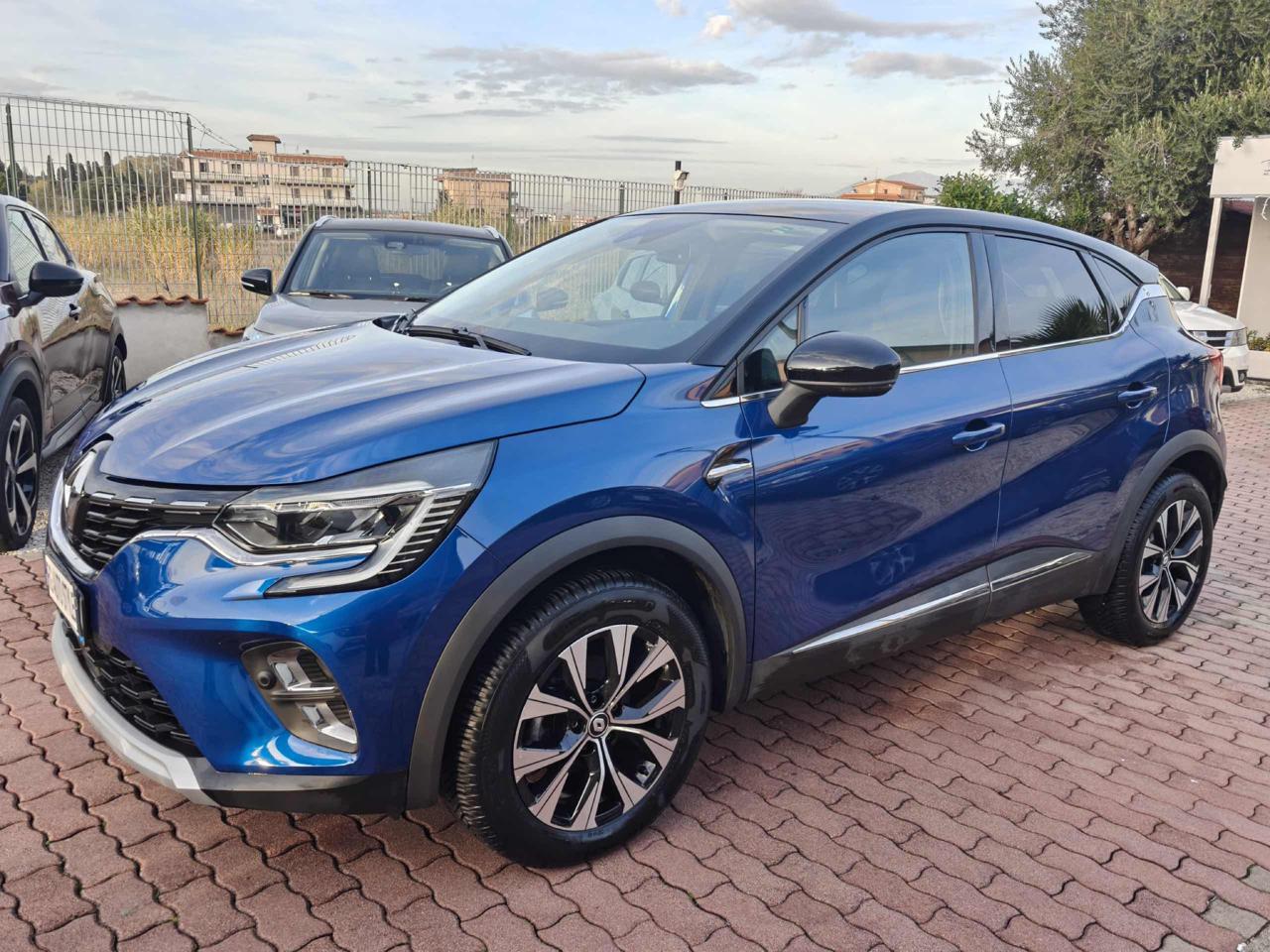 RENAULT Captur - foto 3
