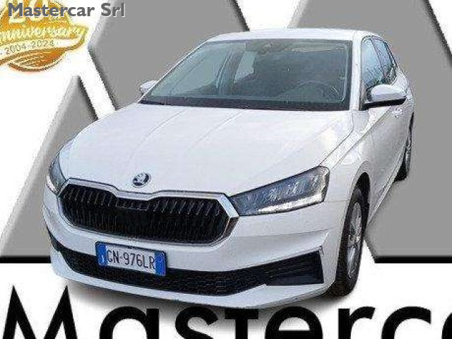 skoda fabia neopatentati 2022 1.0 mpi evo ambition tg: gn976lr usata