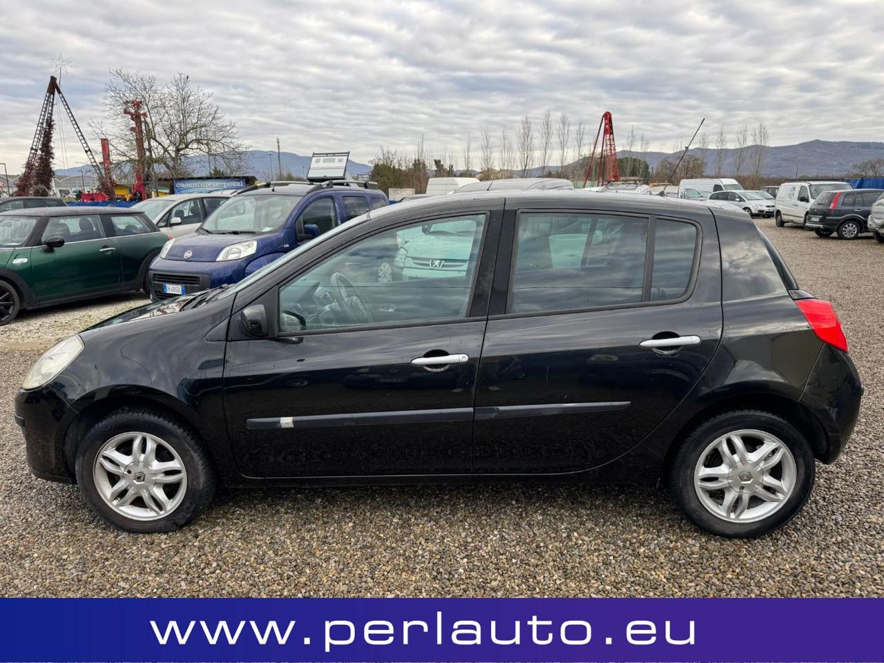 RENAULT Clio 1.2 16V 5 porte - 4
