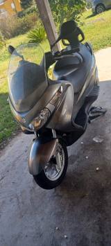 SUZUKI Burgman 200 UH200