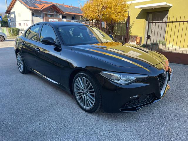 alfa romeo giulia 2.2 turbodiesel 180 cv at8 q4 veloce usata