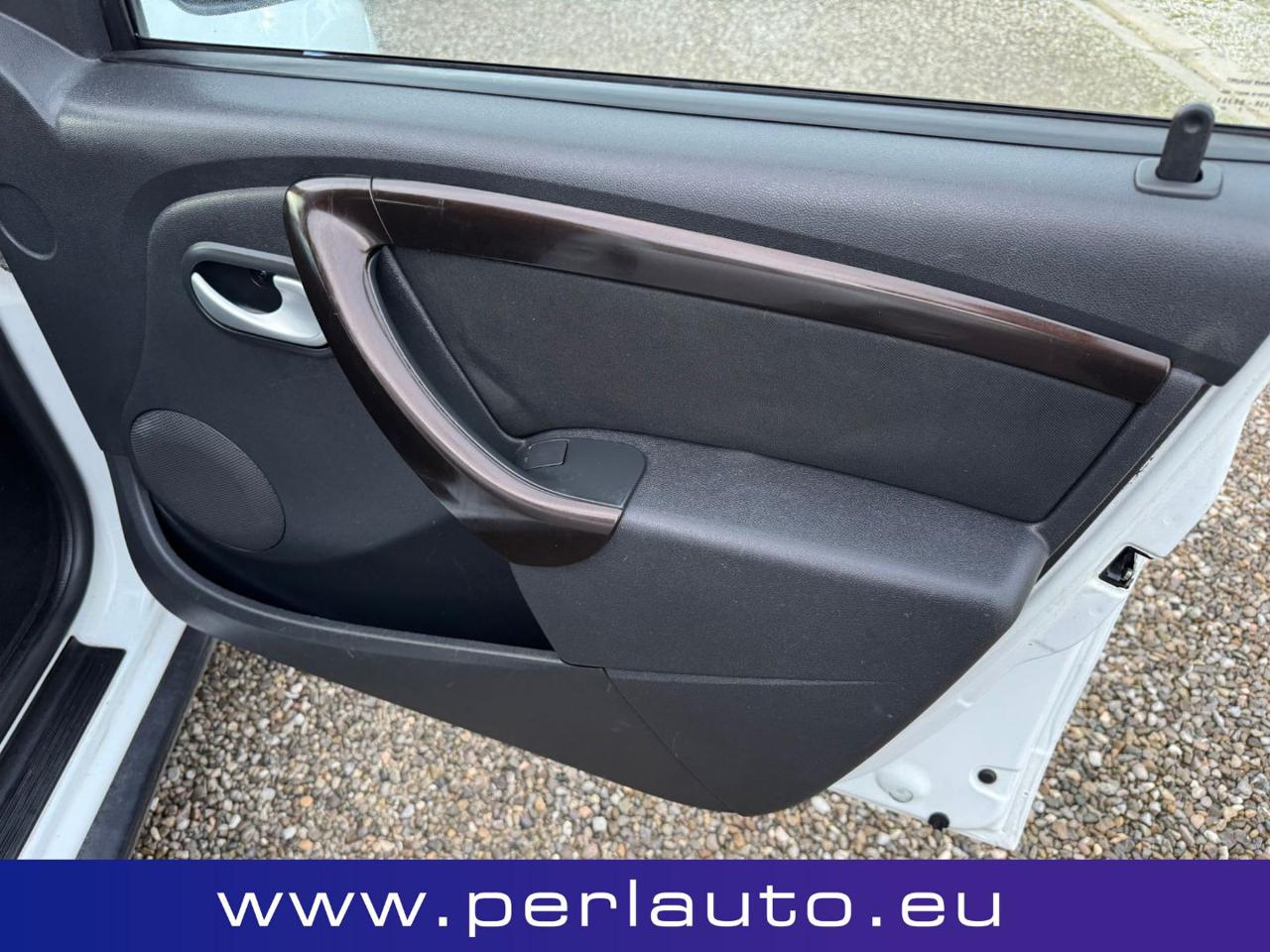 DACIA Duster 1.6 110CV 4x2 GPL Lauréate - 12