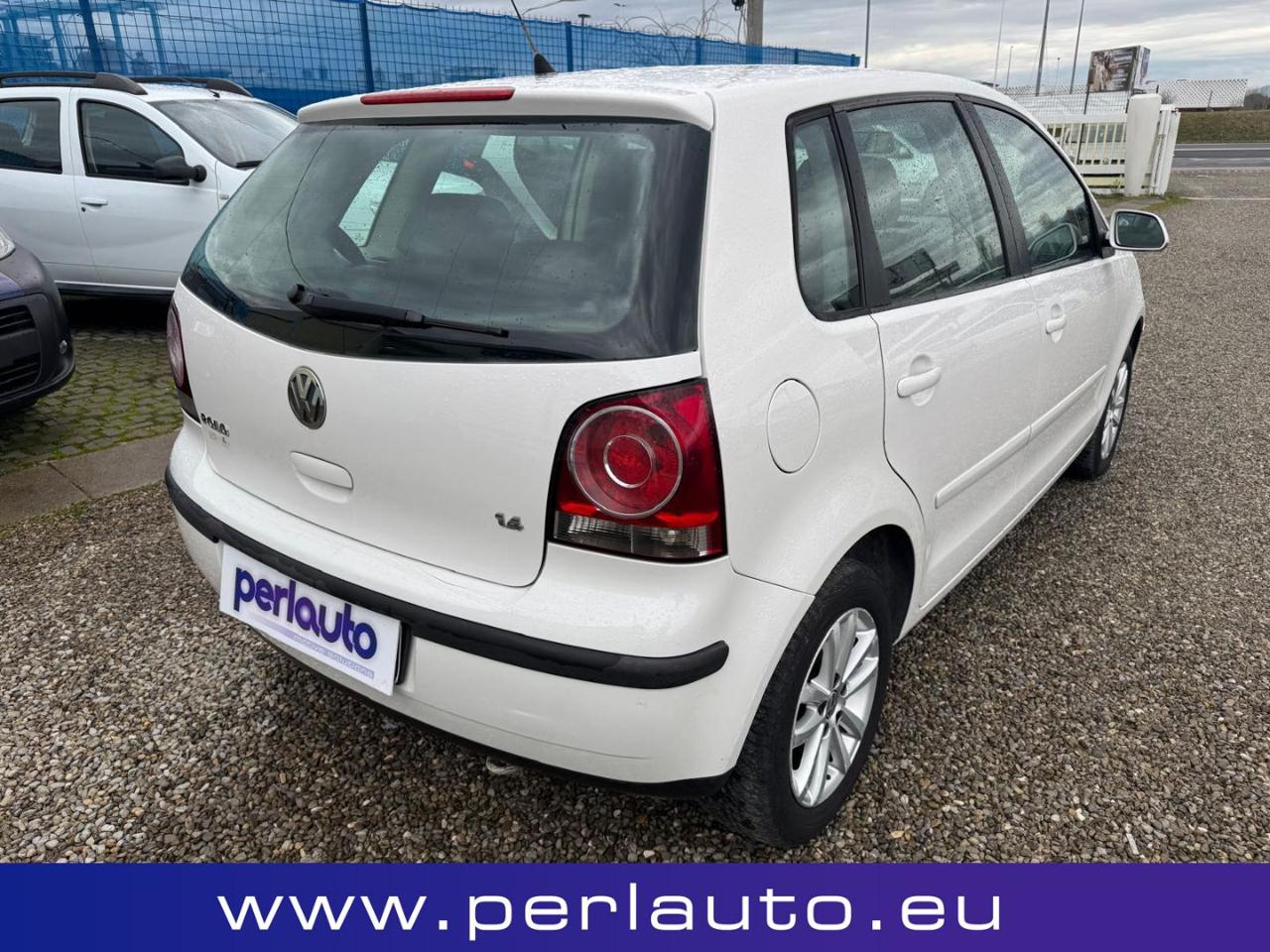 VOLKSWAGEN Polo 1.4/80CV 16V 5p. aut. Comfortline - 6