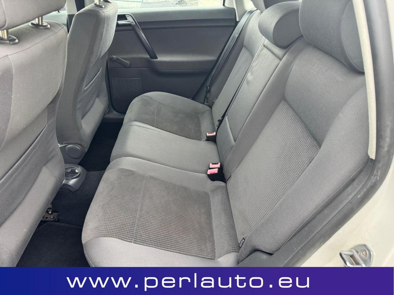 VOLKSWAGEN Polo 1.4/80CV 16V 5p. aut. Comfortline - 13