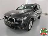 VOLVO XC40 T3 Momentum Navi