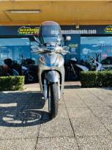HONDA SH 300 i TUTTO INCLUSO ANCHE PASSAGGIO!