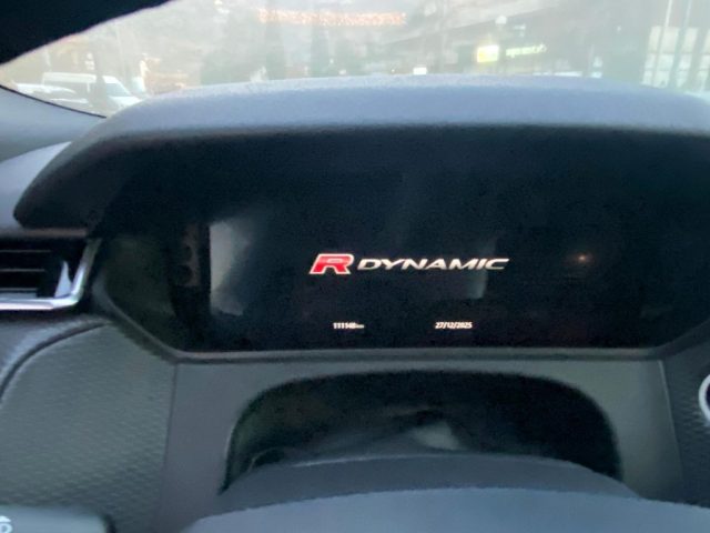 LAND ROVER RANGE ROVER VELAR 2.0 SI4 300 CV R-DYNAMIC SE - foto 12