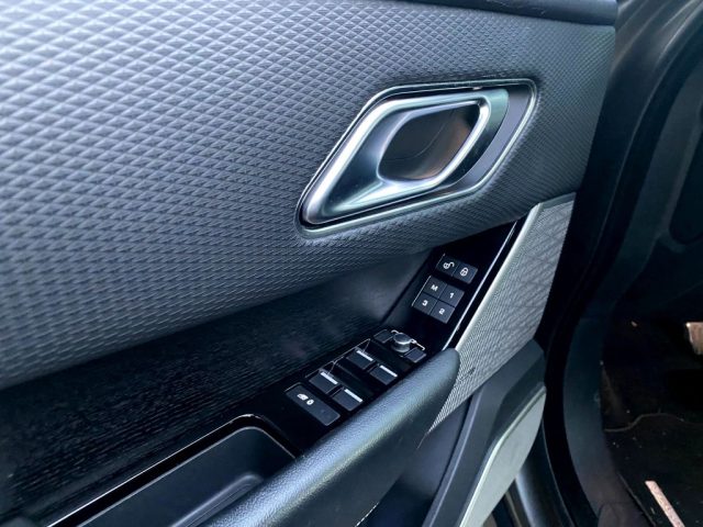 LAND ROVER RANGE ROVER VELAR 2.0 SI4 300 CV R-DYNAMIC SE - foto 13