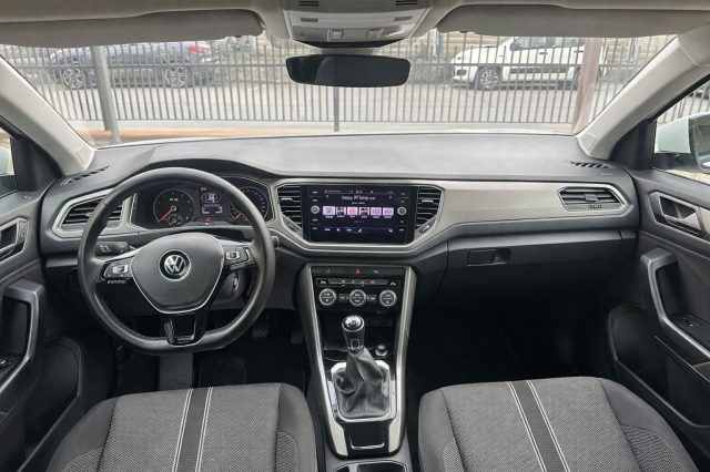VOLKSWAGEN T-ROC 1.0 TSI BUSINESS BLUEMOTION TECH - foto 25