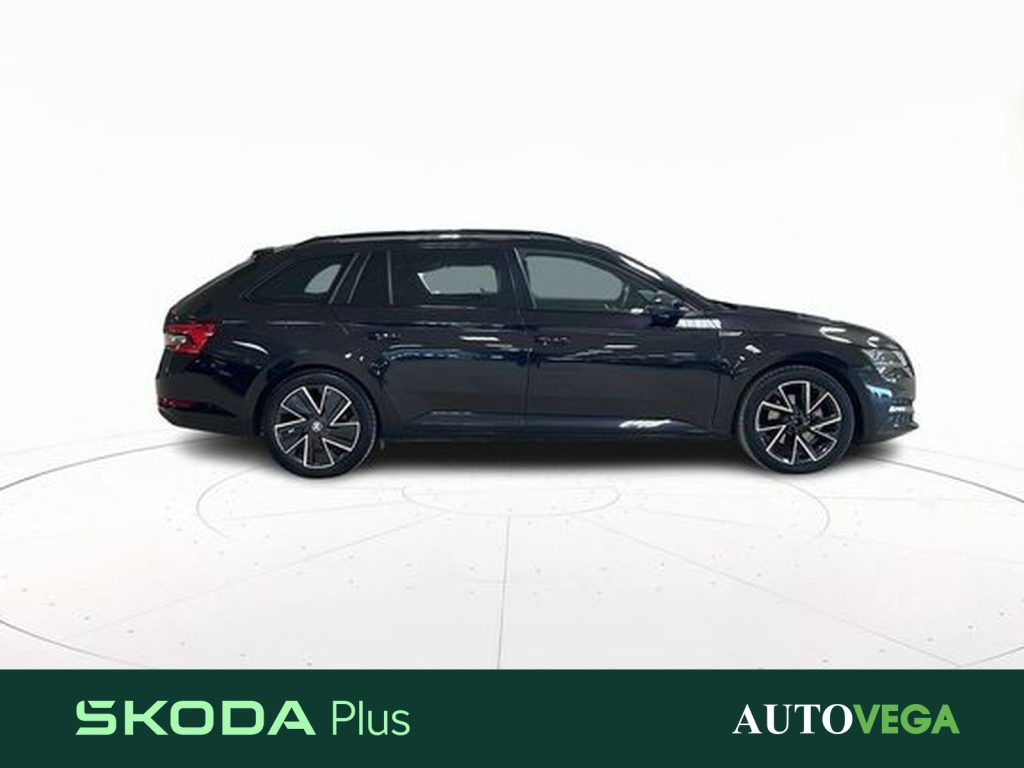 immagine usato SKODA Superb wagon 2.0 tdi evo sportline 150cv dsg