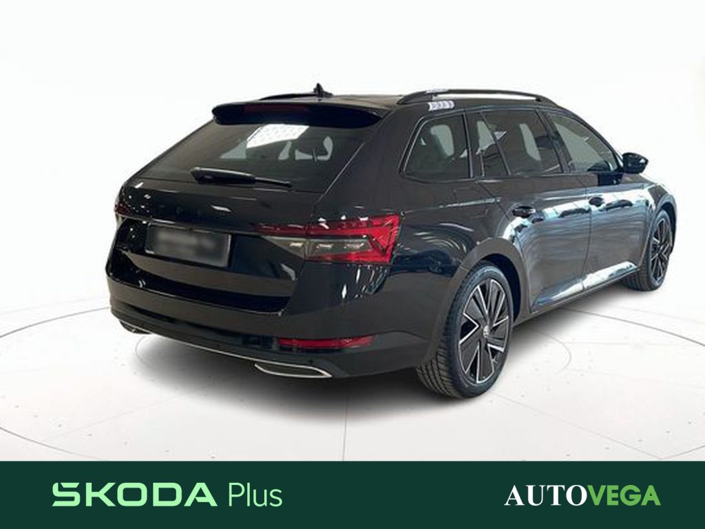 immagine usato SKODA Superb wagon 2.0 tdi evo sportline 150cv dsg