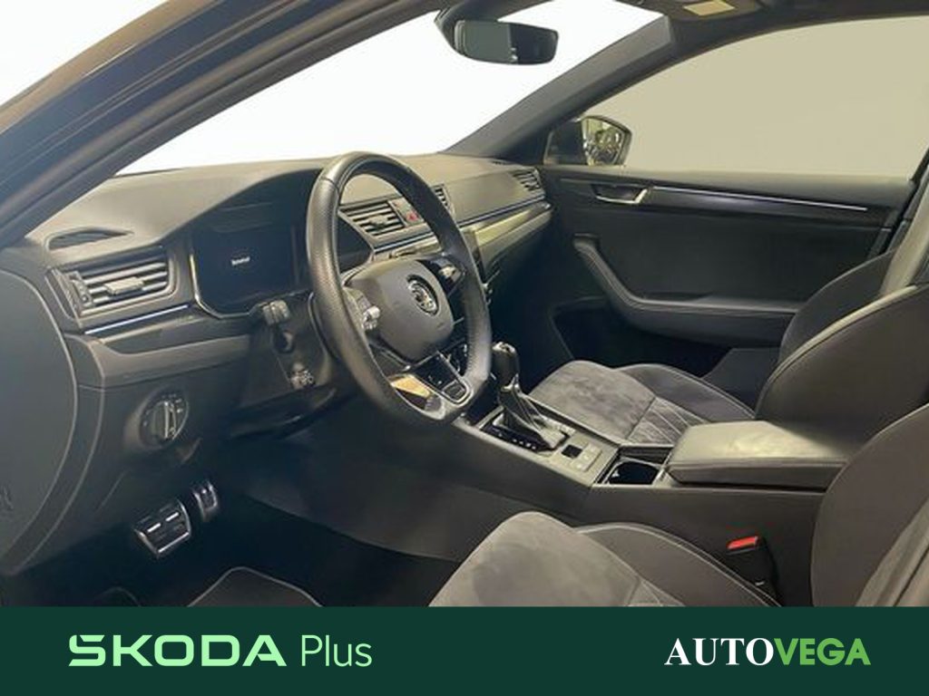 immagine usato SKODA Superb wagon 2.0 tdi evo sportline 150cv dsg