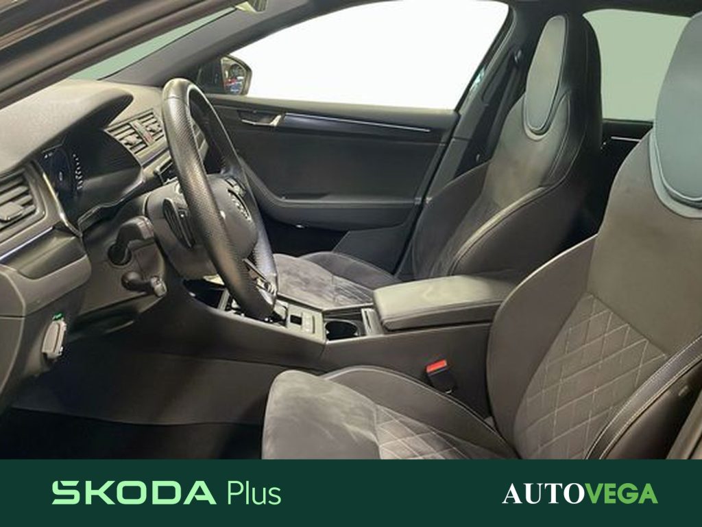 immagine usato SKODA Superb wagon 2.0 tdi evo sportline 150cv dsg