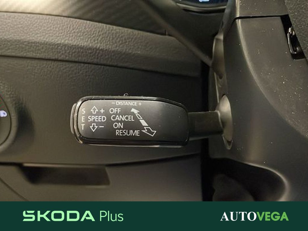 immagine usato SKODA Superb wagon 2.0 tdi evo sportline 150cv dsg