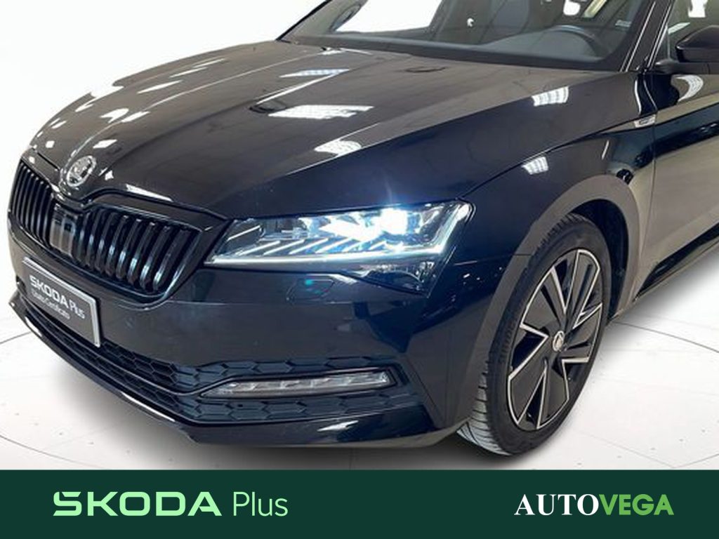 immagine usato SKODA Superb wagon 2.0 tdi evo sportline 150cv dsg