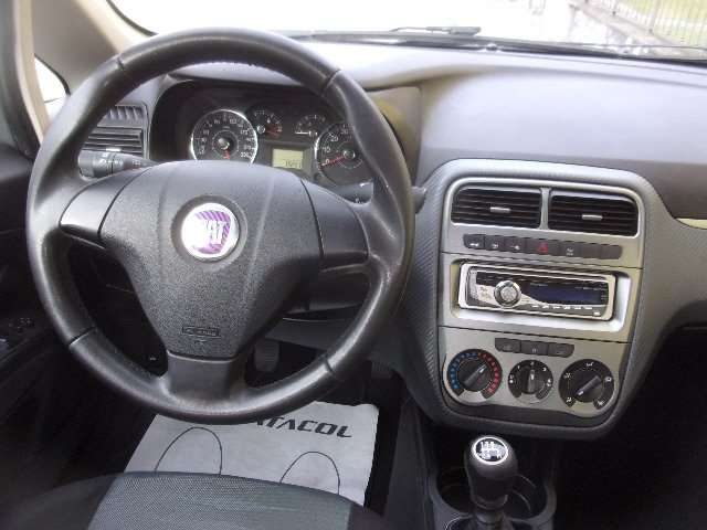 FIAT GRANDE PUNTO 5P 1.4 DYNAMIC 77CV-UNICO PROPRI - foto 7