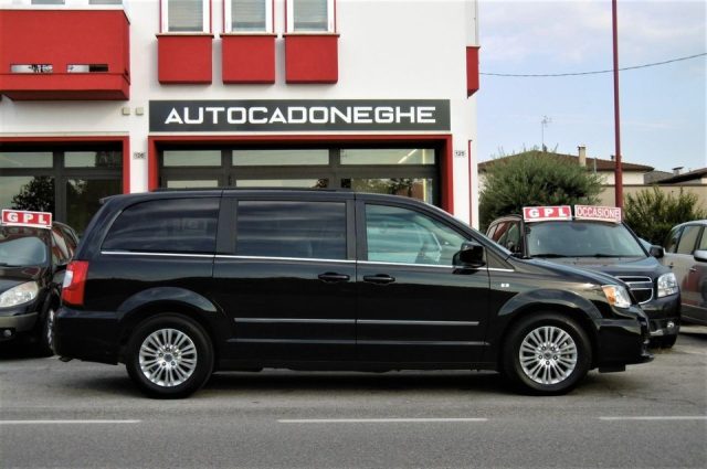 lancia voyager 2.8d platinum prezzo valido fino 15.11,km certific usata