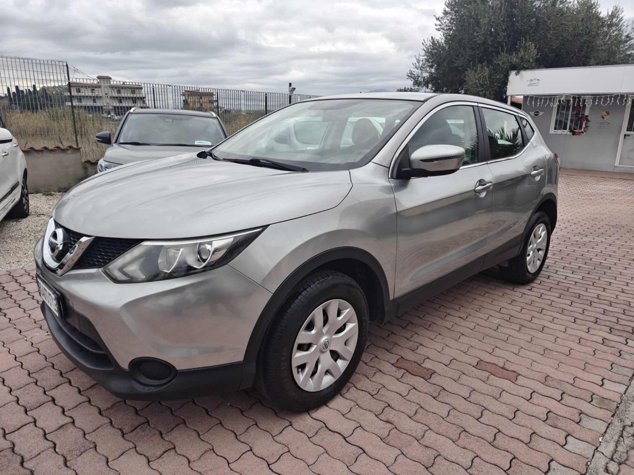 NISSAN Qashqai - foto 2