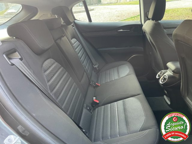 ALFA ROMEO STELVIO 2.2 TURBODIESEL 190 CV AT8 Q4 BU - foto 8