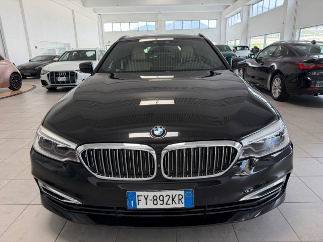 BMW 530 D XDRIVE TOURING LUXURY - foto 2
