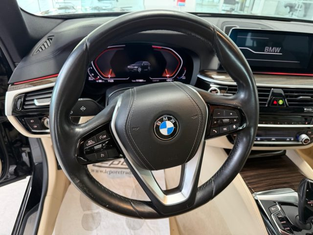 BMW 530 D XDRIVE TOURING LUXURY - foto 10