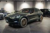 ASTON MARTIN DBX 707