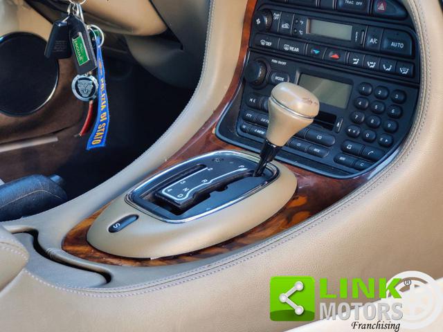 JAGUAR XJ8 4.0 V8 32V 284 CV AUTOMATIC EXEC - foto 27