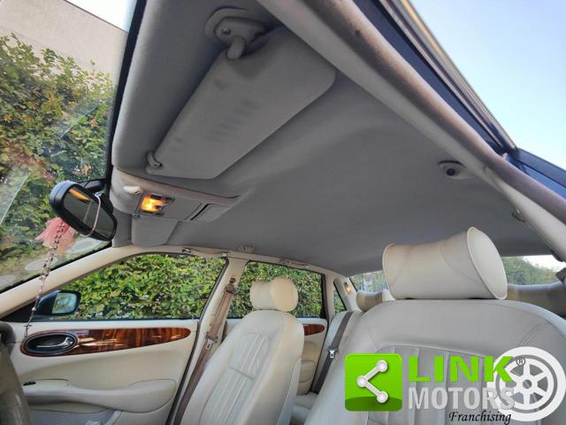 JAGUAR XJ8 4.0 V8 32V 284 CV AUTOMATIC EXEC - foto 21