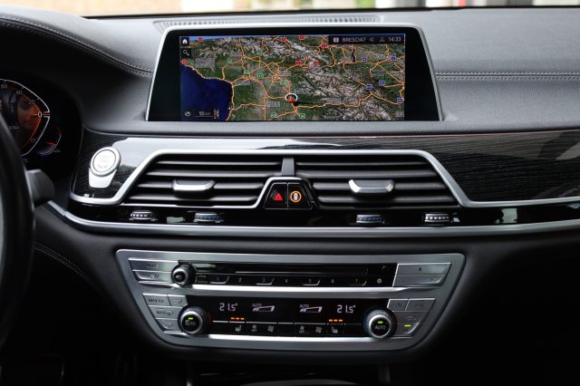 BMW 730 D XDRIVE MSPORT TETTO HEAD-UP SO - foto 28