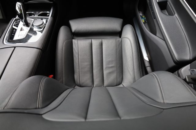 BMW 730 D XDRIVE MSPORT TETTO HEAD-UP SO - foto 24