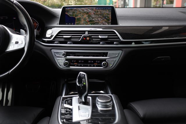 BMW 730 D XDRIVE MSPORT TETTO HEAD-UP SO - foto 27