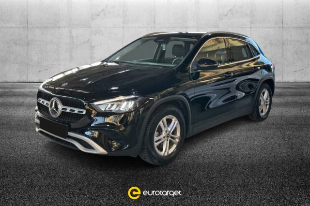 MERCEDES-BENZ GLA 180 Elettrica/Benzina 2024 usata MERCEDES-BENZ GLA 180 Elettrica/Benzina 2024 usata