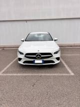 MERCEDES-BENZ CLA 200 Automatic Shooting Brake