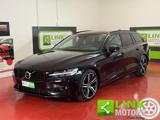 VOLVO V60 D3 Geartronic R-design - IVA -FULL- GANCIO -24MESI