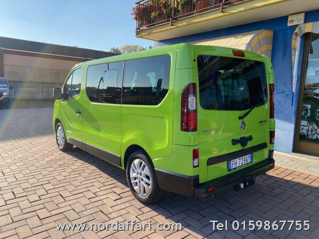 RENAULT Trafic - foto: 2