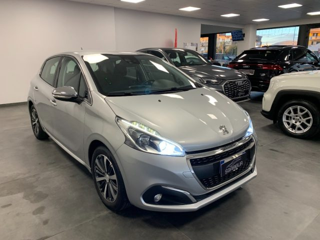 peugeot 208 1.2 benzina 5 porte allure usata