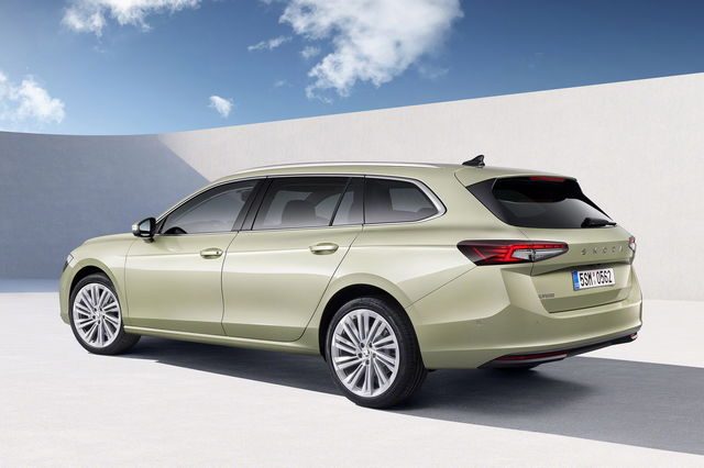 SKODA SUPERB 1.5 TSI PHEV DSG WAGON LAURIN&KL - foto 6