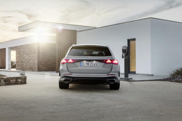 MERCEDES-BENZ E 300 DE HYBRID EQ 4MATIC S.W. ADVANCE - foto 7