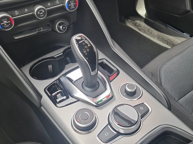 ALFA ROMEO GIULIA MY24 2000 BZ 280CV SPRINT - foto 18