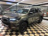 TOYOTA Hilux 2.8 D A/T 4WD 4 porte Double Cab Invincible