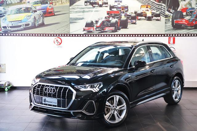 AUDI Q3 Nero Mythos metallized