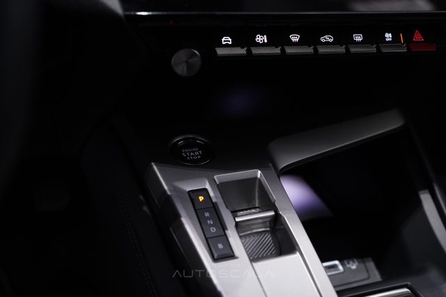 PEUGEOT 408 1.6 HYBRID 180 E-EAT8 ALLURE PAC - foto 18