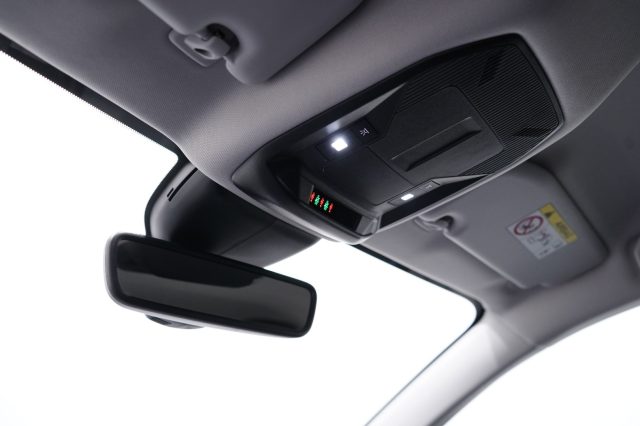 PEUGEOT 408 1.6 HYBRID 180 E-EAT8 ALLURE PAC - foto 22