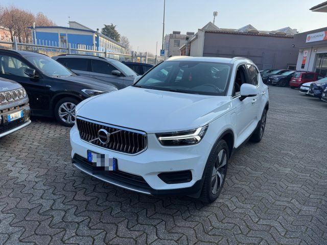 volvo xc40 t4 recharge plug-in hybrid automatico sport usata