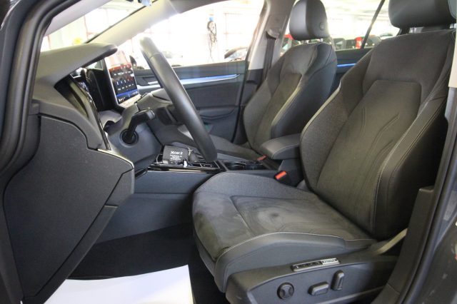 VOLKSWAGEN GOLF 8.5 2.0 TDI 150 CV DSG STYLE - P - foto 19