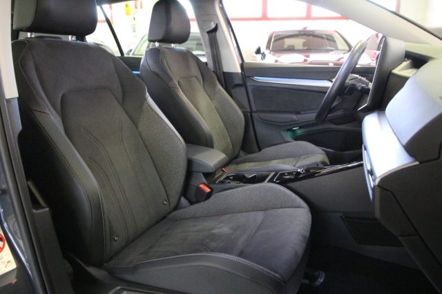 VOLKSWAGEN GOLF 8.5 2.0 TDI 150 CV DSG STYLE - P - foto 20