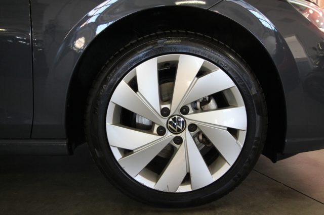 VOLKSWAGEN GOLF 8.5 2.0 TDI 150 CV DSG STYLE - P - foto 21